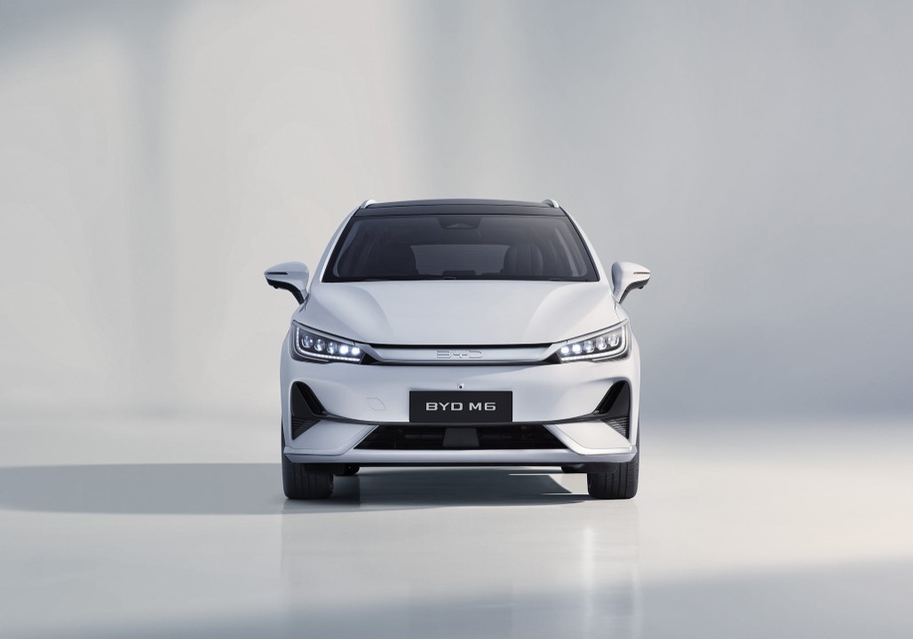 byd m6